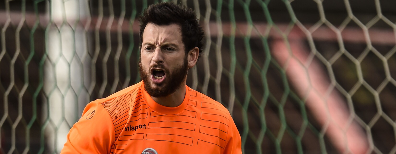 Keeper Andy Coleman signs new two year deal.