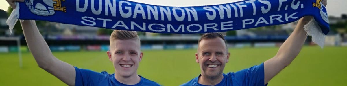 McMullan Signs for the Stangmore Blues