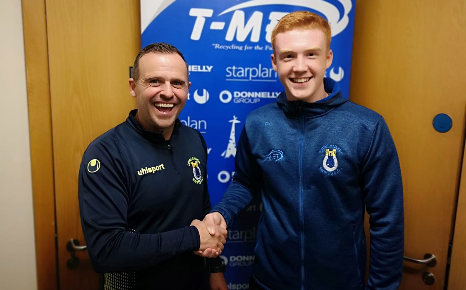 TRANSFER NEWS | Talented Centre Half joins Squad