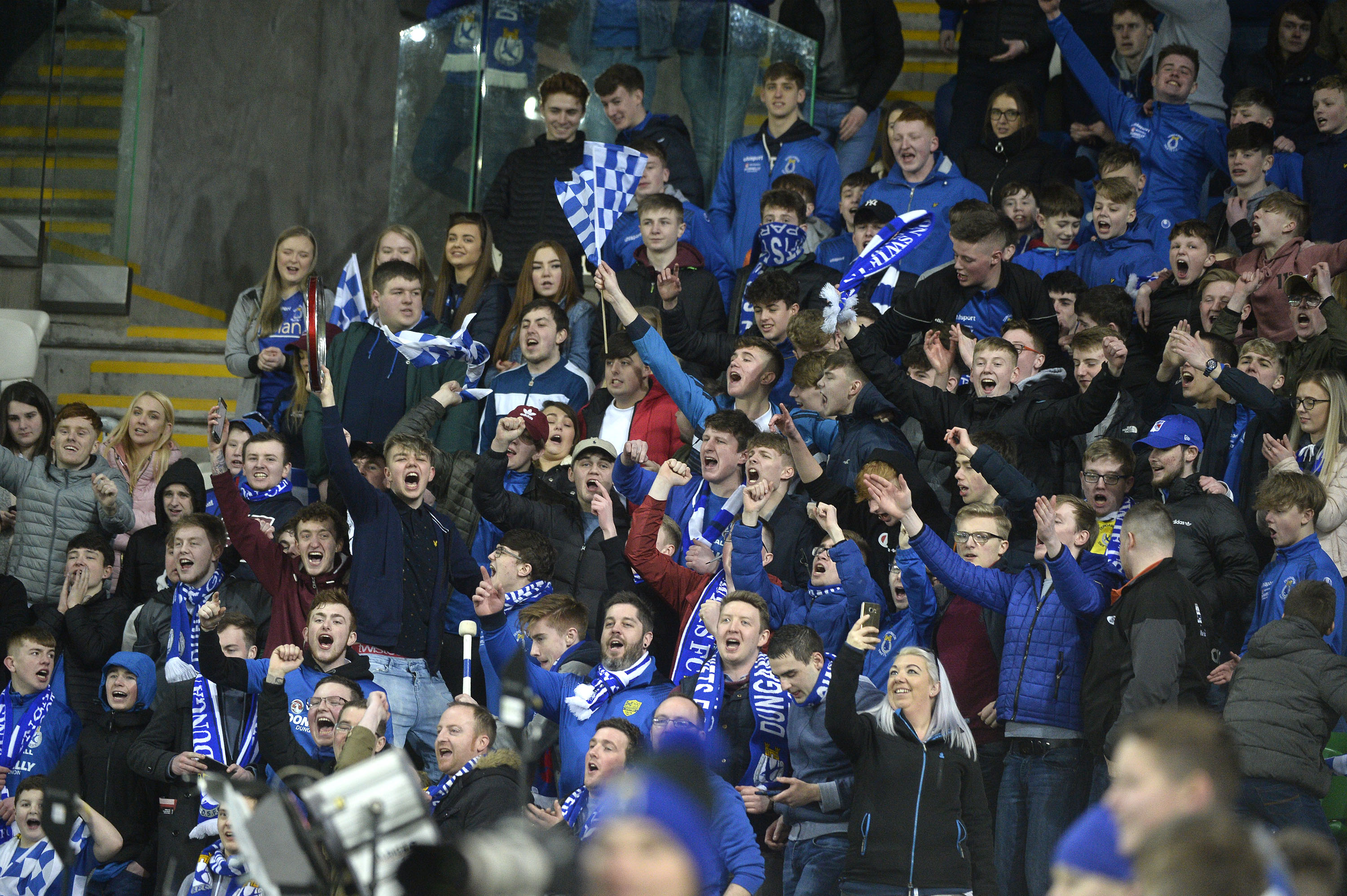 IRISH CUP QUARTER FINAL | Dungannon Swifts v Ballinamallard United